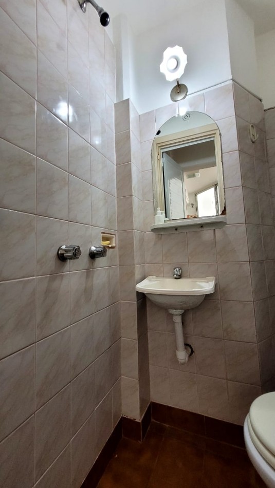 Departamento 4 Amb. Con Cochera En Plaza Colon