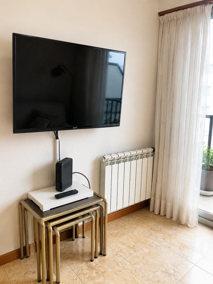 Impecable 3 amb. reciclado con balcon al frente y ammpli cochera cubierta