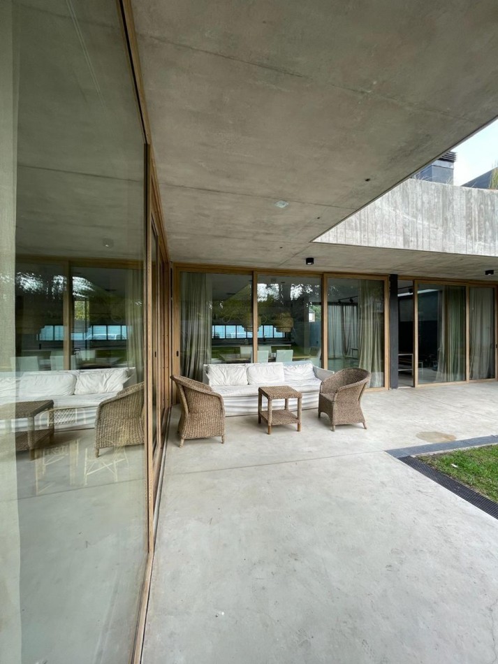 Exclusiva Residencia Bosque y Confort a Minutos del Mar 
