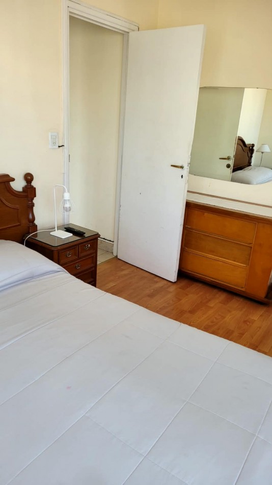 3 AMBIENTES EN PISO ALTO CON VISTA AL MAR - FRENTE A PLAZA COLON