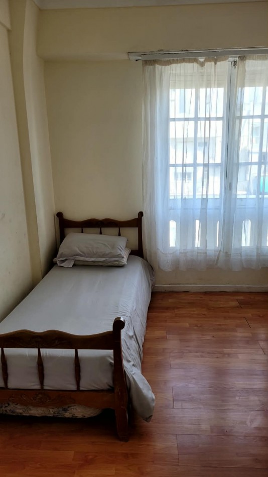 3 AMBIENTES EN PISO ALTO CON VISTA AL MAR - FRENTE A PLAZA COLON
