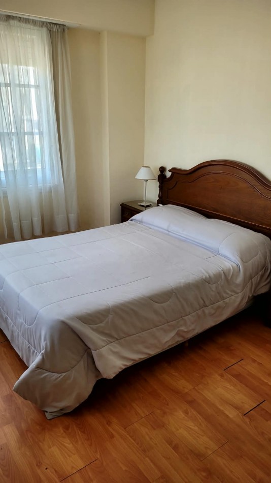 3 AMBIENTES EN PISO ALTO CON VISTA AL MAR - FRENTE A PLAZA COLON