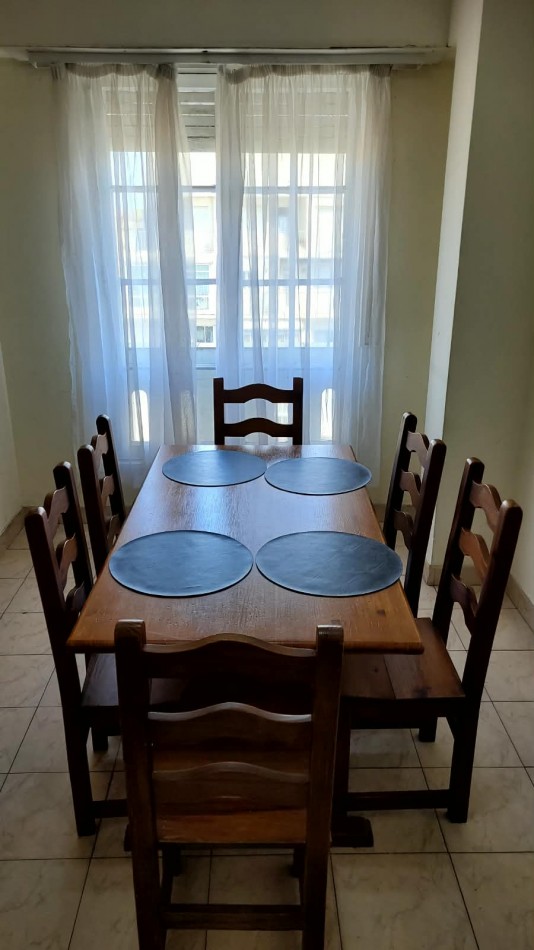 3 AMBIENTES EN PISO ALTO CON VISTA AL MAR - FRENTE A PLAZA COLON
