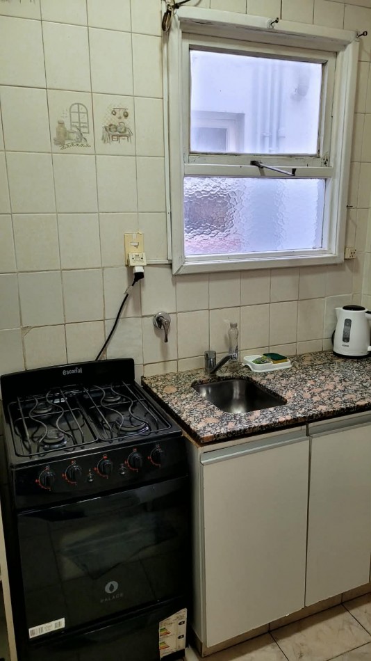 3 AMBIENTES EN PISO ALTO CON VISTA AL MAR - FRENTE A PLAZA COLON