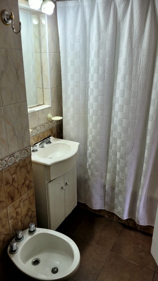 3 AMBIENTES EN PISO ALTO CON VISTA AL MAR - FRENTE A PLAZA COLON