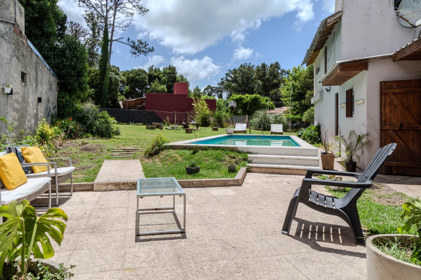 Alquilo Quincho con Piscina para eventos sociales y familiares en zona Alfar