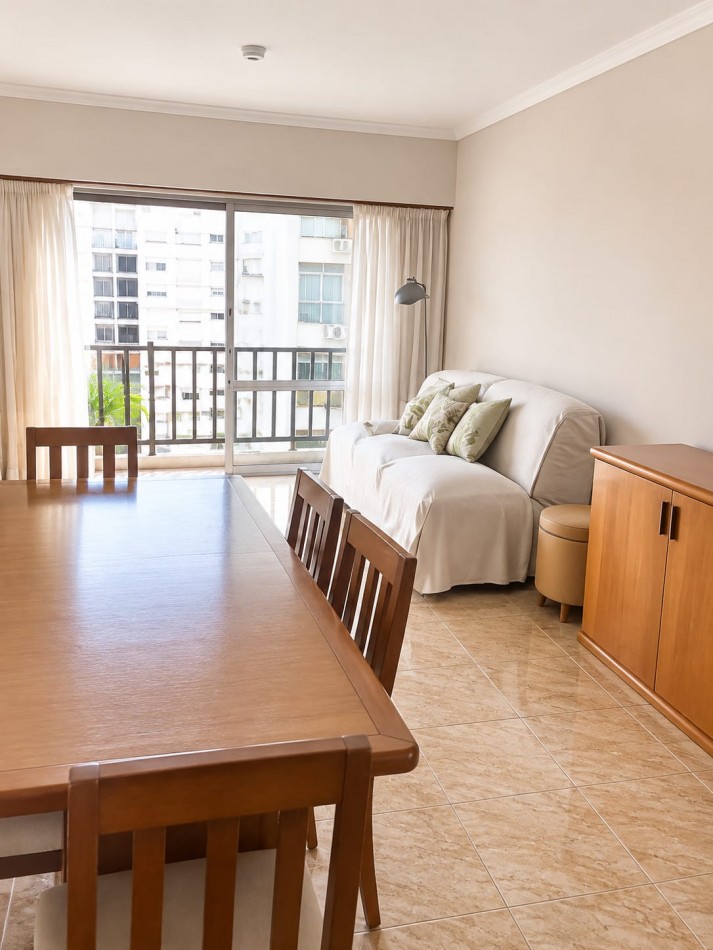 Impecable 3 amb. reciclado con balcon al frente y ammpli cochera cubierta