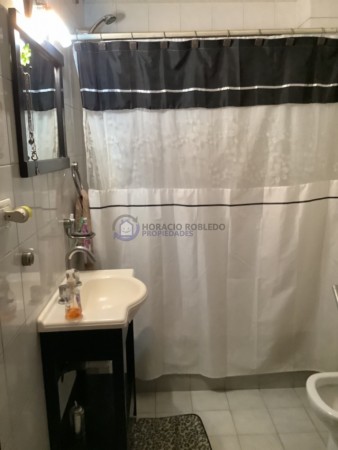 CHALET 2 PLANTAS 5 AMBIENTES B° CONSTITUCION