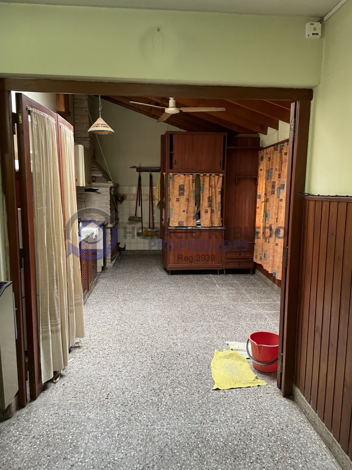 Casa PH - 5 ambientes y garage 