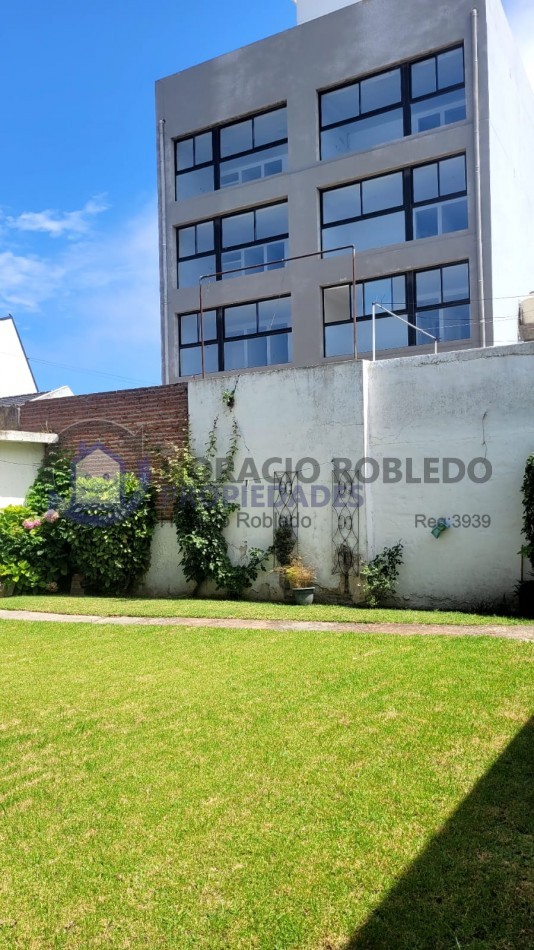 Casa Para Reciclar O Terreno Zona Comercial Juan B. Justo