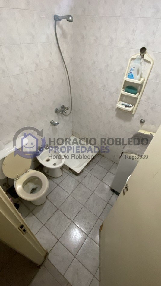 Casa Estilo Marplatense A Reciclar Gran Terreno En Zona Aldrey