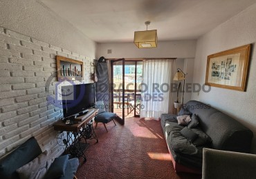 Departamento 3 Ambientes Con Balcon Al Frente A Metros Del Mar Y De Las Torres De Cesar Pelli