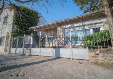 Chalet con 4 Dorm. con Patio con Parrilla - Playa Grande